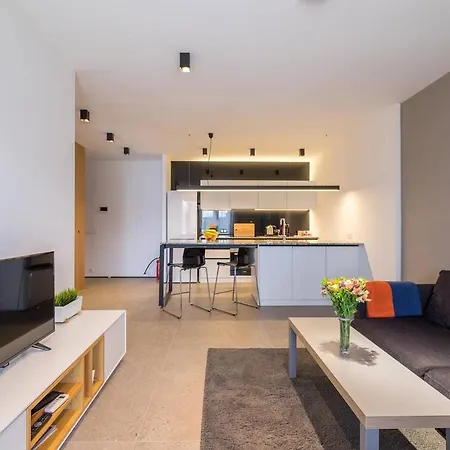 Apartment ✬2 ➀br Aprts✬ Business+mall+metro Station+elevator Sofia